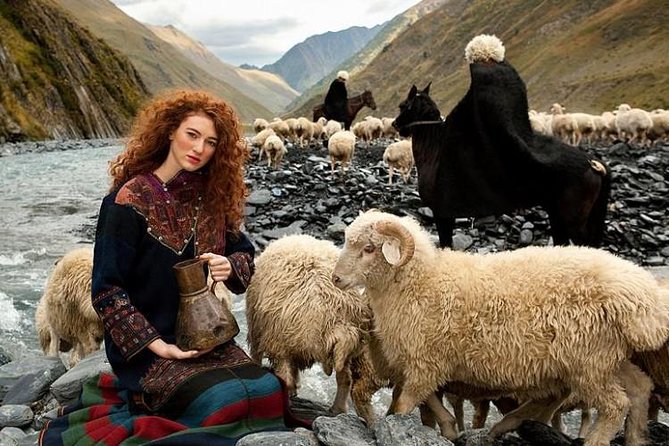 2-Day Private Tour to Kazbegi from Tbilisi - Crossing Jvari Pass into Stepantsminda