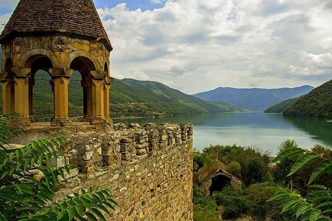 2-Day Private Tour to Kazbegi from Tbilisi - What the private format changes