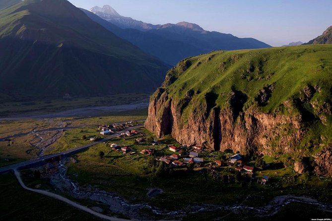 3-Day Hiking Group Tour in Kazbegi - Guesthouse nights, meals, and daily comfort