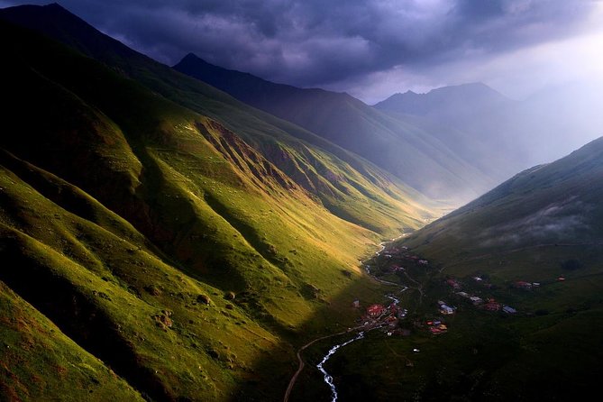 3-Day Hiking Group Tour in Kazbegi - Is $590 a fair price?