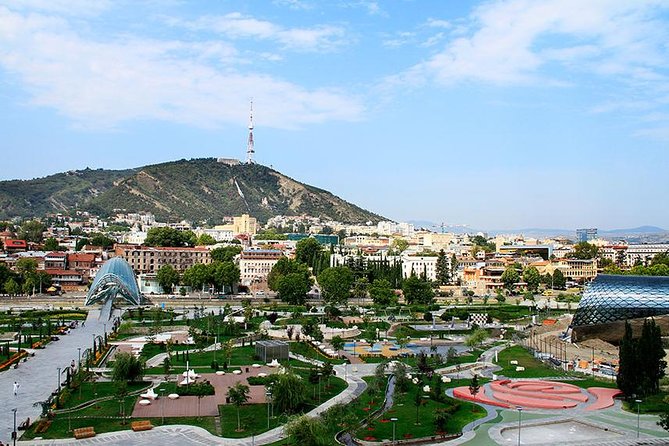 3-day Sightseeing tour by Visit-geo - Uplistsikhe: an ancient town carved into stone