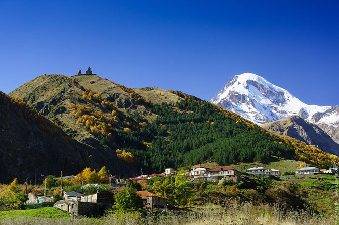 3 Days Georgia Tour package - Day three: stone reliefs, Soviet memory, and Uplistsikhe
