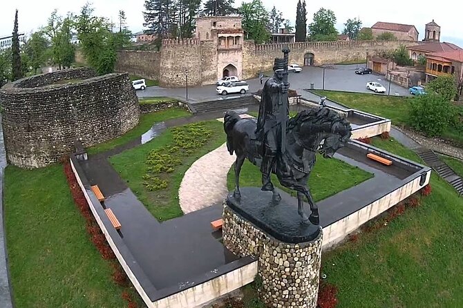 8-Day All About Georgia Tbilisi Guided Tour with Accommodation - What the $499 price really covers
