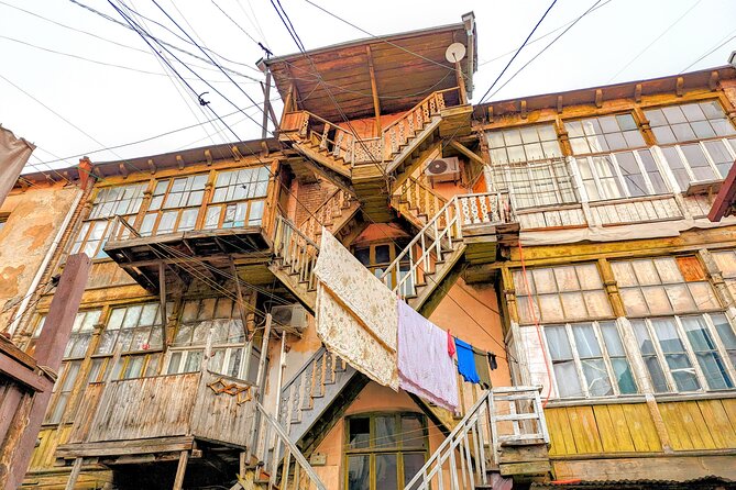 Alternative walking tour New Tiflis and backstreets - Searching the stalls at Dry Bridge Market