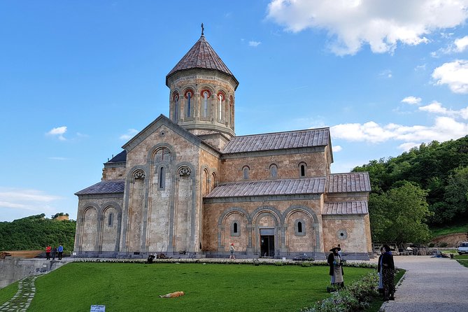 Best of Georgia - 3 or 4 days private tour with transfers and guide - Signagi and Bodbe in Georgia’s eastern hills