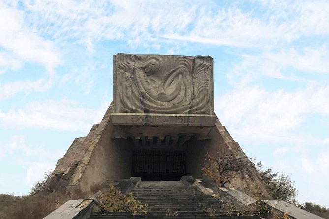 Brutal Tbilisi: Urban exploration and untold stories - What the guide adds to the four-hour route