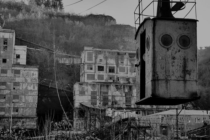 Chiatura. Soviet Past in the present. + Katskhi pillar - Mgvimevi Monastery through steps and a tunnel