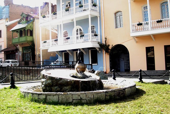 Classic Tbilisi Walking Tour - Riding the cable car to Narikala Fortress