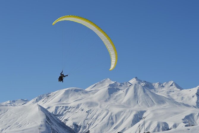 Cloudbase Paragliding in Gudauri, Georgia - What the 10 to 15 minute flight feels like