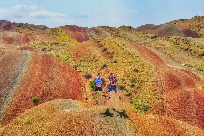 David Gareji and Real Rainbow Mountains Off-Road adventure + hike - Lunch in Udabno adds Georgian comfort