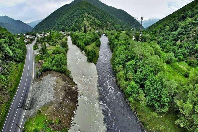 Day tour to mountains Jinvali lake, Ananuri, Kazbegi, Arch friendship - Comfort, clothing, and the long road back
