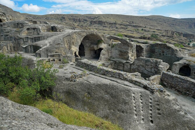 Day Trip to Mtskheta Gori and Uplistsikhe - What to bring for a comfortable day