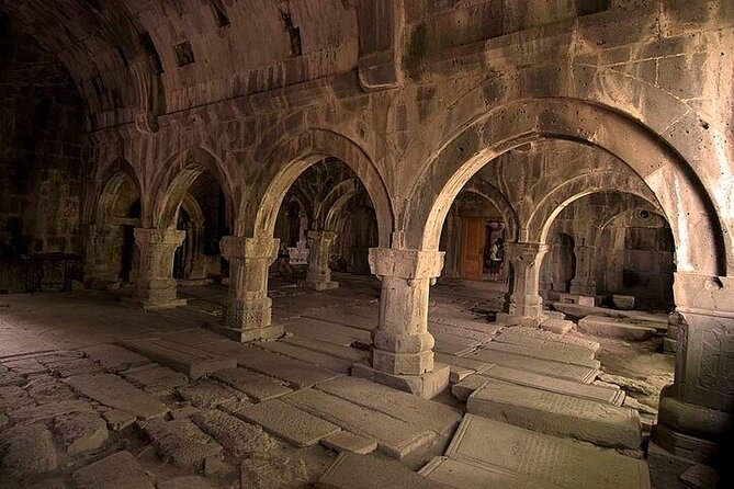 Discover Armenia: Tbilisi-Haghpat-Dilijan-Sevan-Yerevan-Tbilisi - Republic Square and the heart of Yerevan