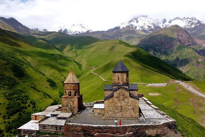 From Tbilisi: 4-day Tour in Georgia with Airport Transfers - A four-day introduction with two big day trips