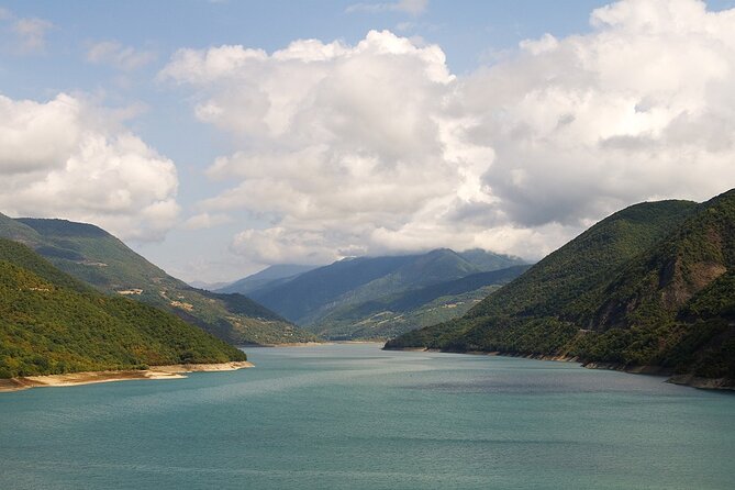 From Tbilisi: Kazbegi Day Tour, Gergeti Trinity, Ananuri &Gudauri - Ananuri Fortress and the Aragvi Gorge