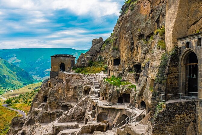 From Tbilisi: Vardzia, Rabati Castle & Borjomi Tour with Guide - Lunch and the real cost of the day