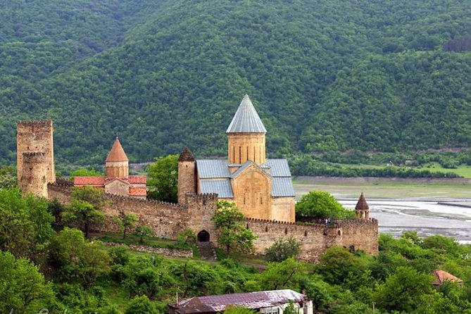 full day Kazbegi-Gudauri-jvari -from Tbilisi - Food, water, and what you pay extra