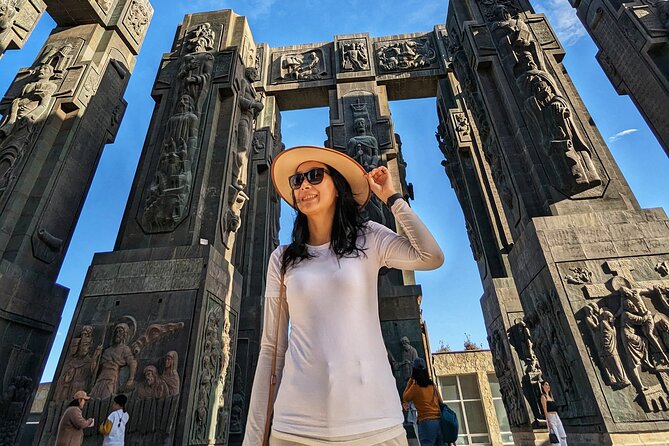 Instagrammable sites of Tbilisi private tour - Holy Trinity Cathedral and Jan Shardeni Street