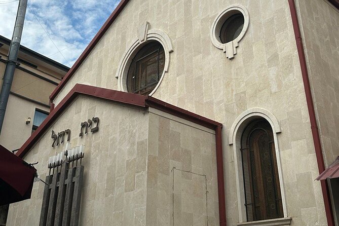 Jewish Heritage Walking Tour with Kosher Wine Tasting - Booking and cancellation advice