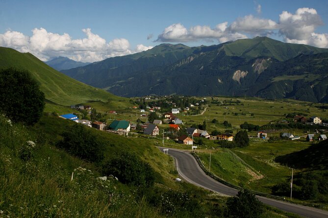 Jvari Monastery, Ananuri, Gudauri, Kazbegi Group & Private Tour - Pasanauri and the Georgian lunch break