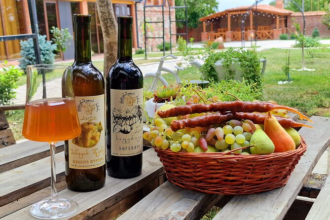 Kakheti - Small wineries and family-cooked lunch • Private tour - A long Georgian lunch in Kardenakhi