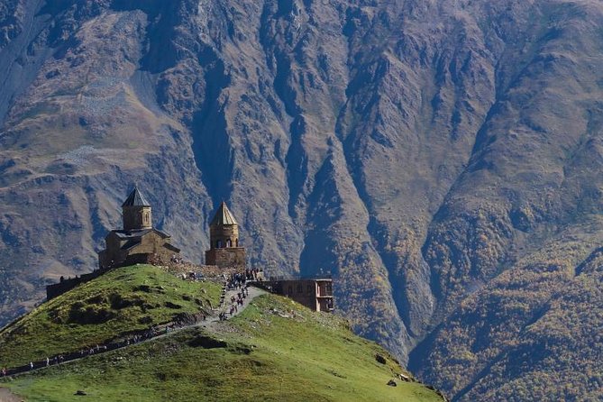 Kazbegi Adventure - Private Day Trip From Tbilisi with a Dinner + Masterclass - Gudauri’s Friendship Monument and the option to paraglide