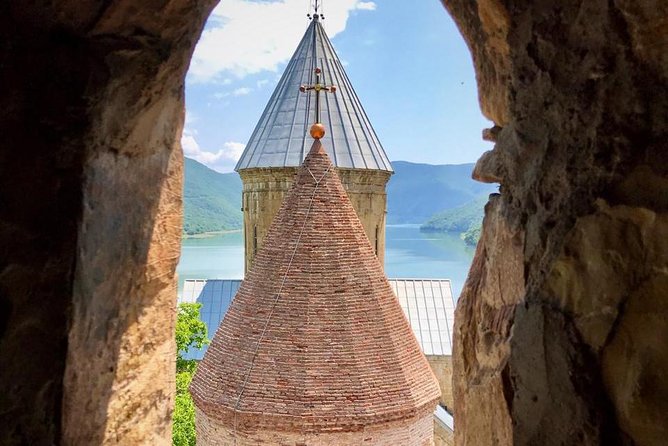 Kazbegi Day Trip (Jinvali, Ananuri, Gudauri, Gergeti church) - Why this road to Kazbegi is worth your day