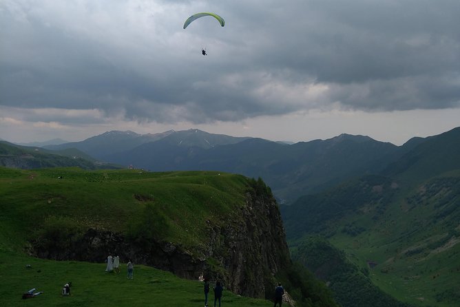 Kazbegi Day Trip (Jinvali, Ananuri, Gudauri, Gergeti church) - Pasanauri and the Black and White Aragvi