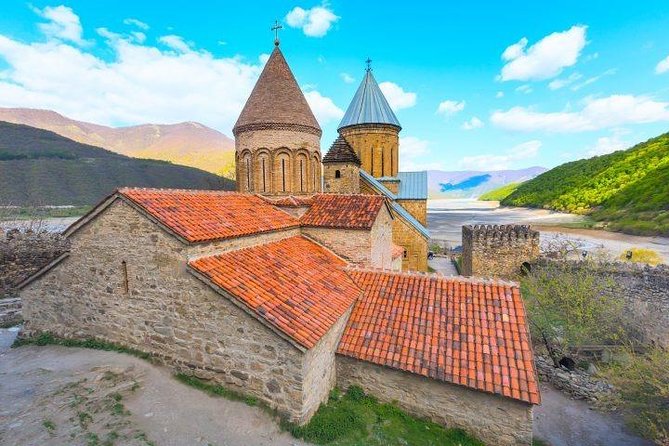 Kazbegi Full-Day Private Tour with Scenic Stops from Tbilisi - Gergeti Trinity Church is the day’s main prize