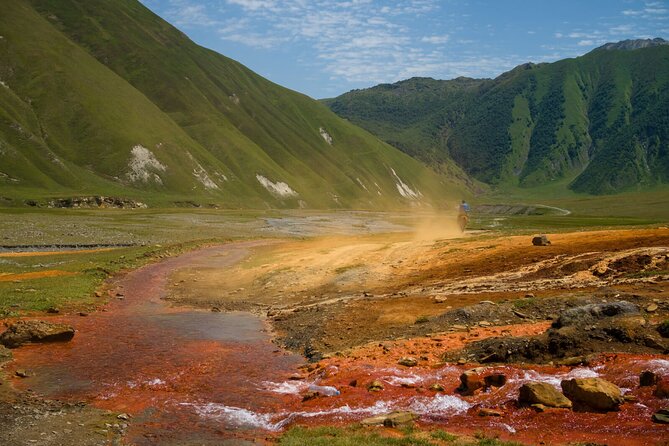 Kazbegi - One Day Private Trekking Tour to Truso Valley - Zakagori Fortress near the border