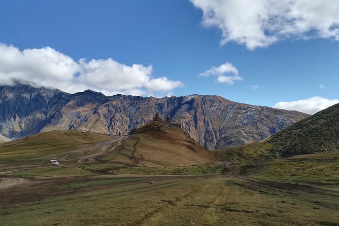 Kazbegi Tour from Tbilisi 2022 - The guide can make the long road worthwhile