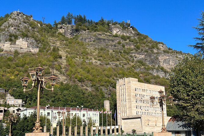 Kutaisi: Chiatura Cable Cars & Katskhi Pillar Guided Tour - Who should book this experience?