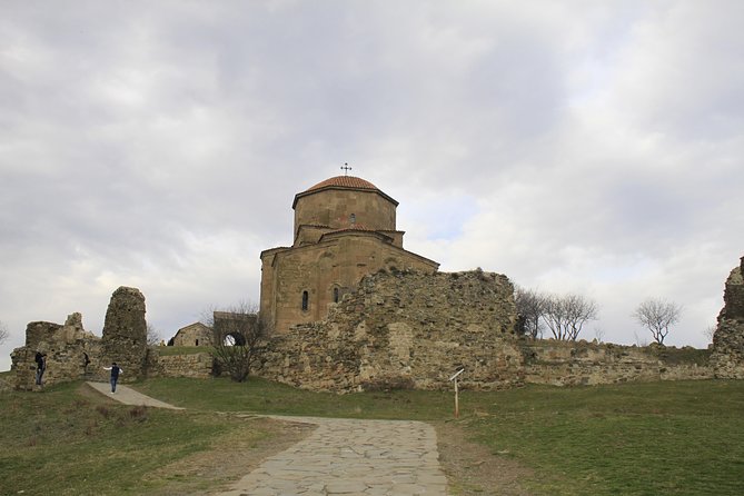 Mtskheta-Gori-Uplistsikhe - Walking through Uplistsikhe’s ancient caves