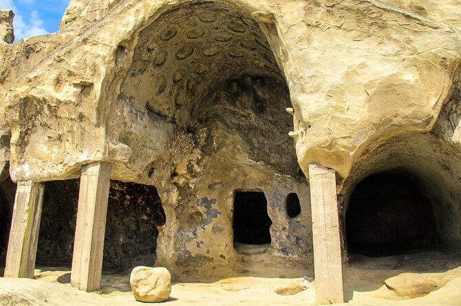 Mtskheta - Jvari + Gori - Uplistsikhe Tour - The guides make the difference