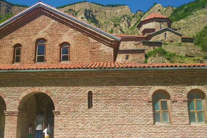 Mtskheta Tour with All UNESCO Sites & Ancient Ruins - Samtavro Church and the early Christian story