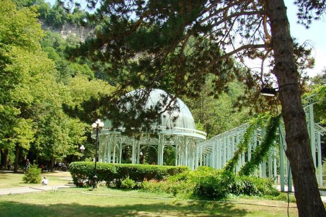 Mtskheta-Uplistikhe-Gori-Borjomi Day Tour - Why this route works for a first look at Georgia