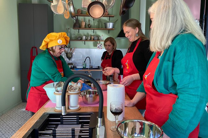 Nana's Kitchen - traditional Georgian cooking class at real Georgian family home - Starting with wine and the story of Supra