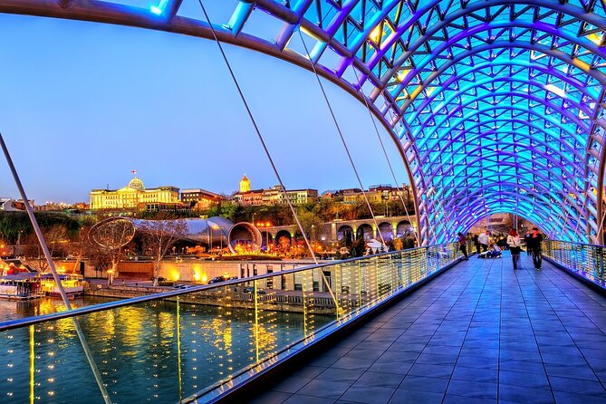 Old Tbilisi Tour: Private Walking Tour With Wine Tasting - Jan Shardeni Street and Sioni Cathedral