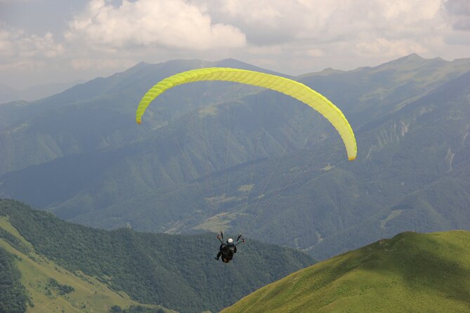 Paragliding tandem flights in Georgia - The video is a useful part of the package