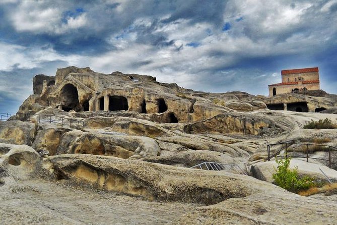 Private 5-Day Tours & Transfers from Tbilisi to Top Georgia Spots - Kakheti: qvevri wine and Sighnaghi
