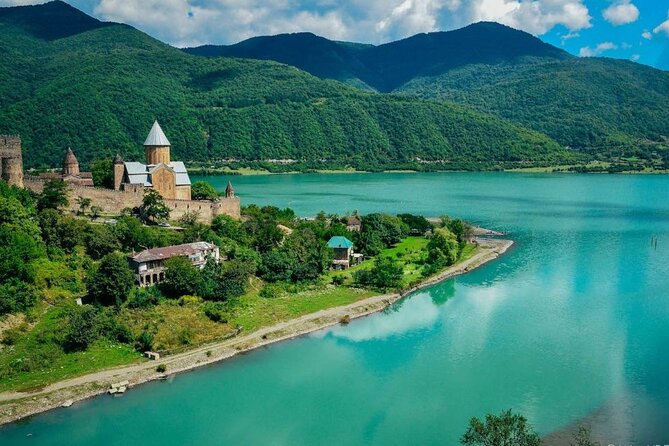 Private day Tour from Tbilisi to Kazbegi and Gudauri - A quick look at Jinvali Reservoir