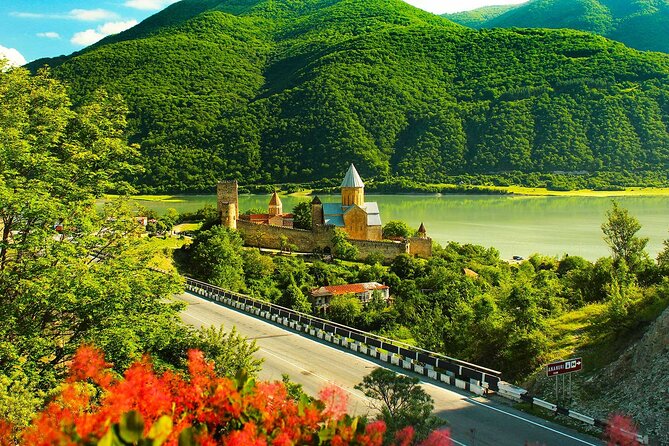 Private day Tour from Tbilisi to Kazbegi and Gudauri - Kvemo Mleta and the roadside mineral water