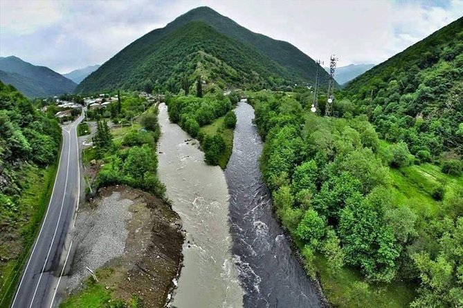 Private day tour in Kazbegi (Stepantsminda) - The Friendship Monument has the widest view