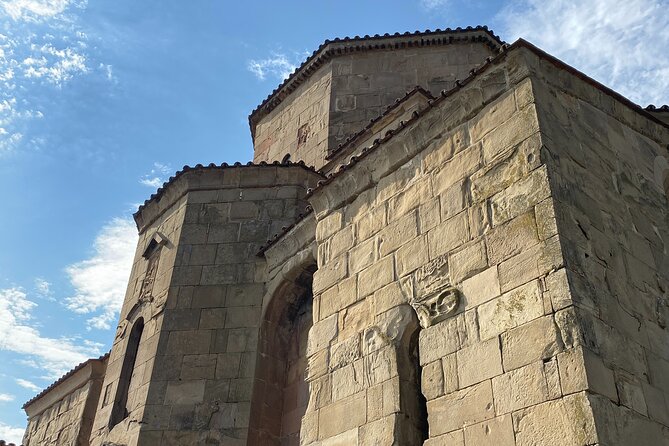 Private Walking Tour in Tbilisi and Mtskheta Old Town - Metekhi Cathedral above the Mtkvari River