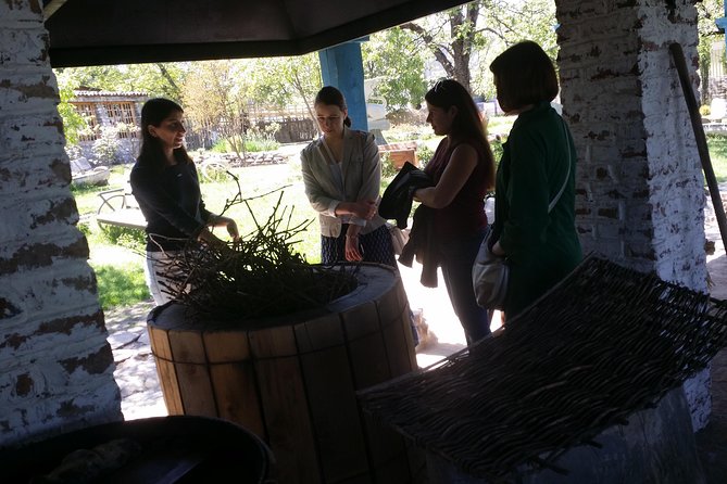 Private Wine Tour to Kakheti from Tbilisi - Old and New Shuamta in the forest