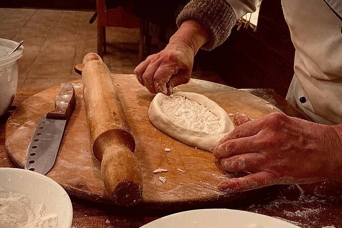 Taste of Georgia. Cooking-Class Khinkali, Khachapuri and more - A family kitchen rather than a staged food show