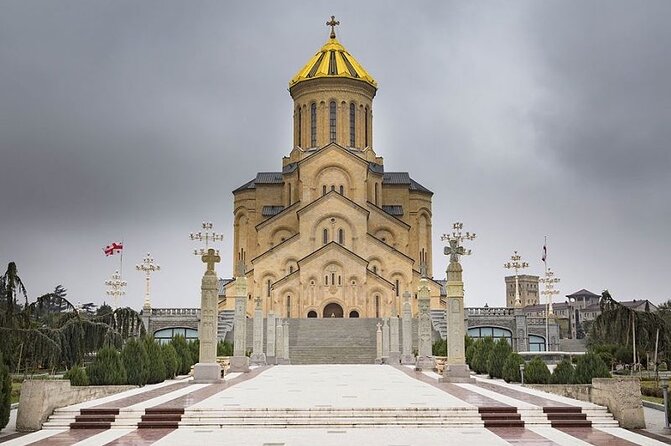 Tbilisi City Tour, Most Popular Tourists Destinations In The Capital Of Georgia - Freedom Square and Mtatsminda Park
