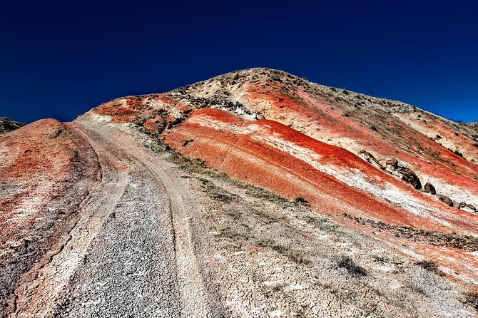Three day hiking tour to Kakheti region with two overnight stays in Sighnaghi - Day one: David Gareja and the road to Sighnaghi