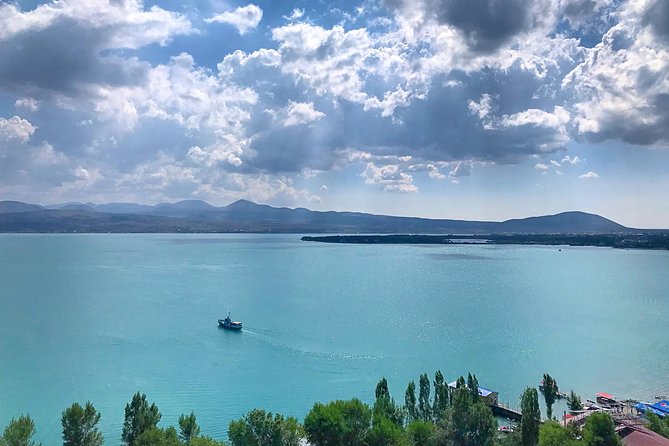 Tour to Yerevan Sevan Dilijan Armenia from Tbilisi 2 days - Day two: Vernissage, Garni, and the Symphony of Stones
