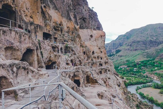 Vardzia, Rabati, and Borjomi Ancient Georgia Group Tour - What the vehicle and group size mean